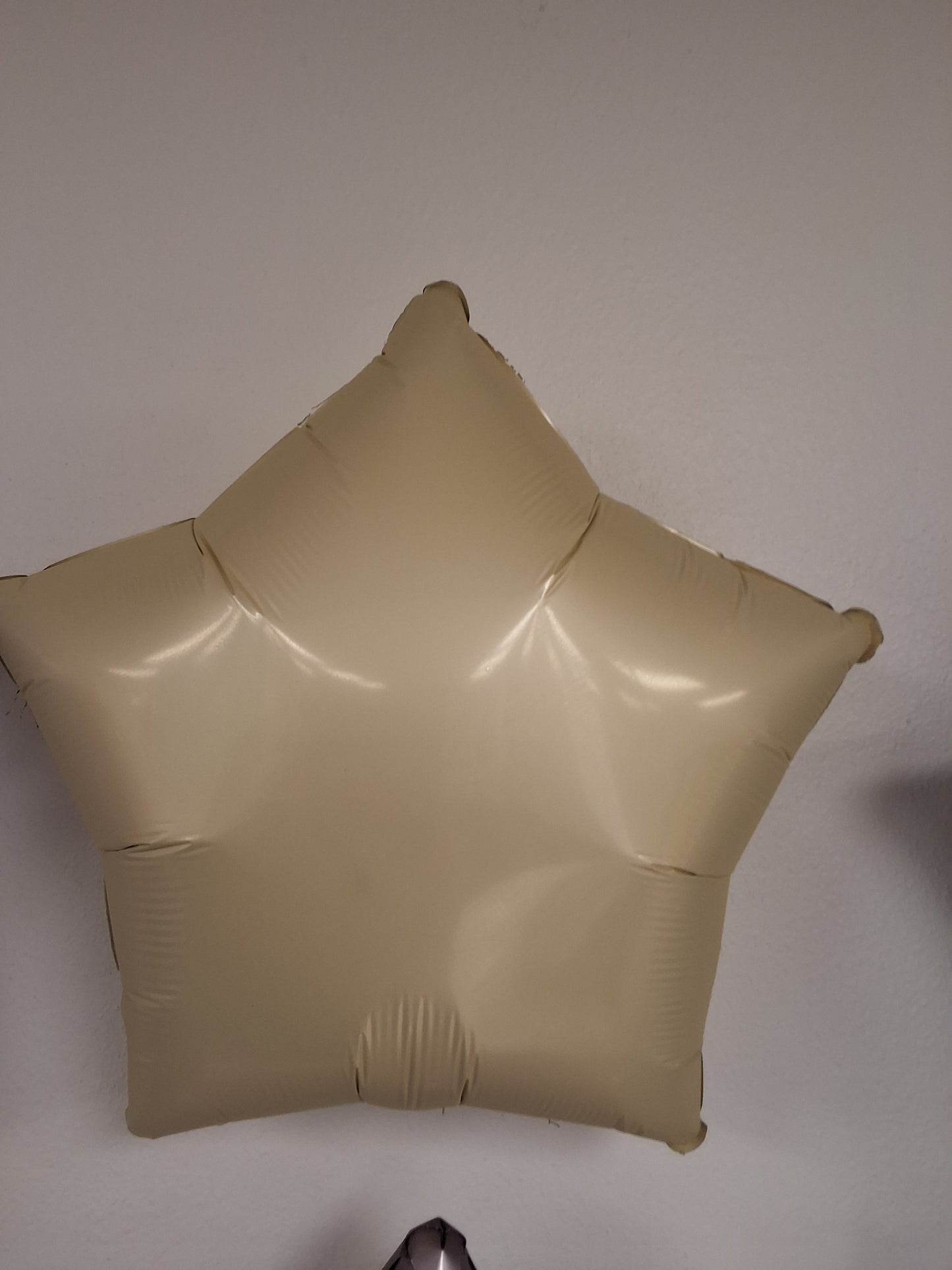 18" Satin Cream Star Mylar