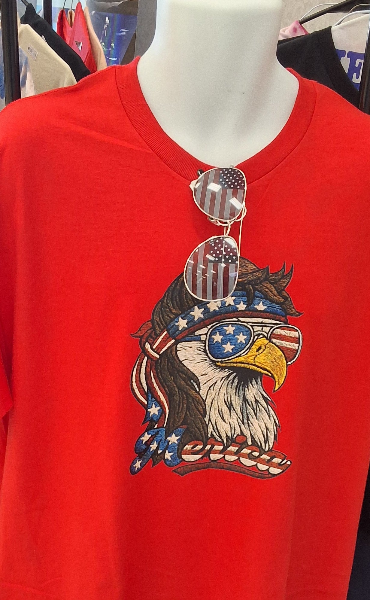 4th of July 'America Eagle Mullet T-Shirt (Red and XL)