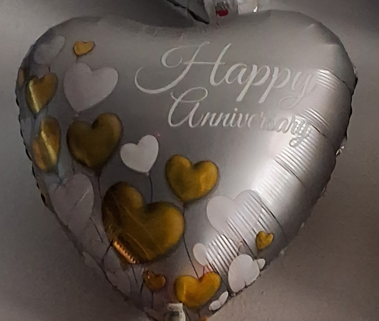 18in Gold & White Hearts Congrats Mylar Balloon