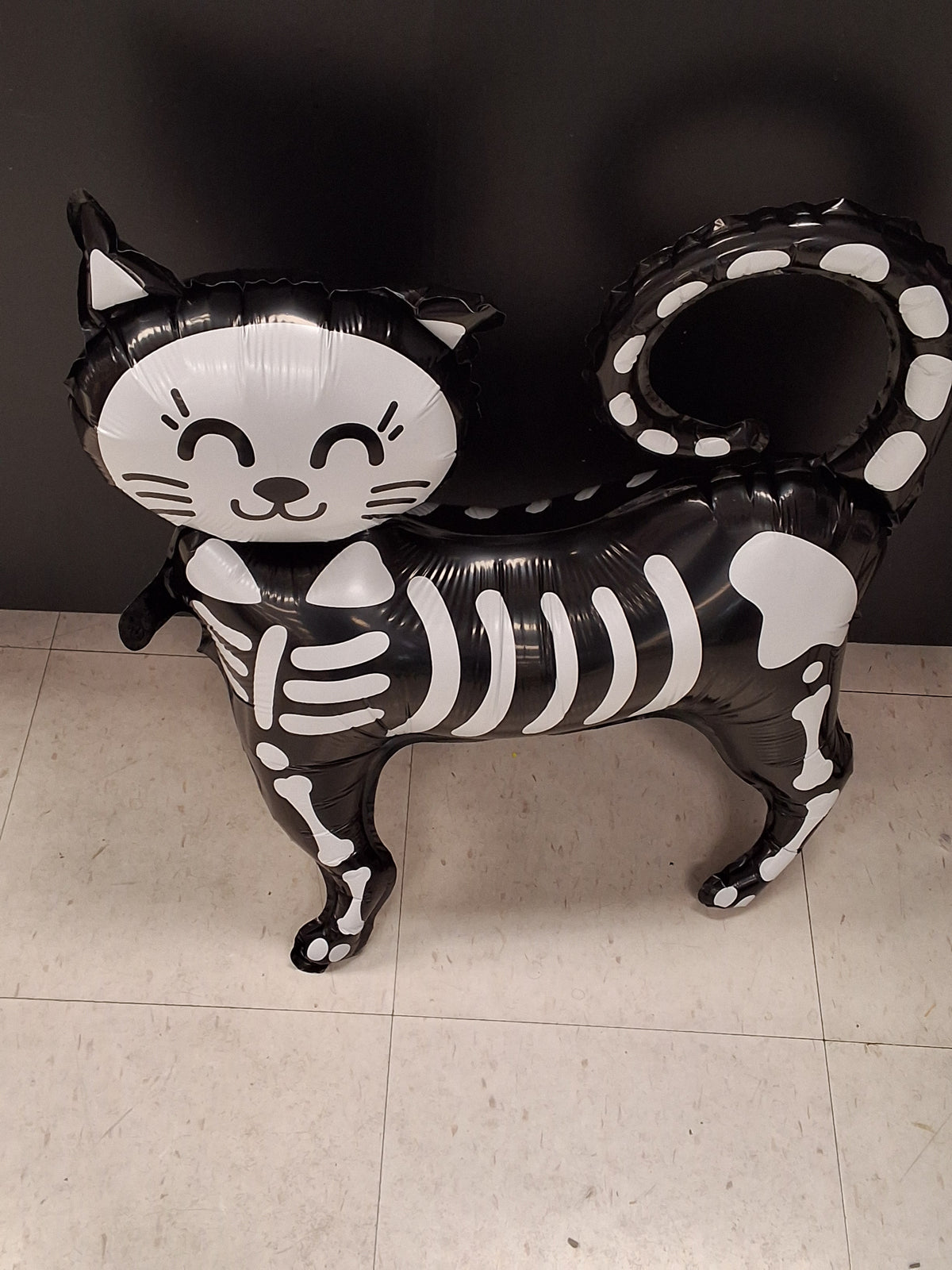 Air-Filled Skeleton Cat Mylar