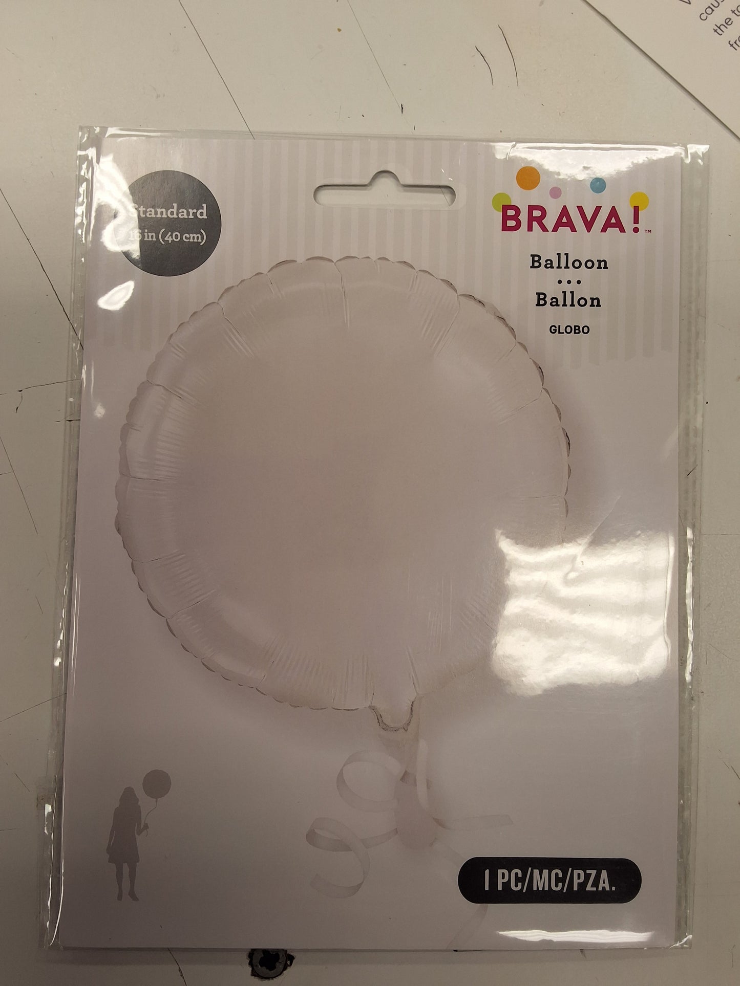 18in White Circle Mylar Balloon