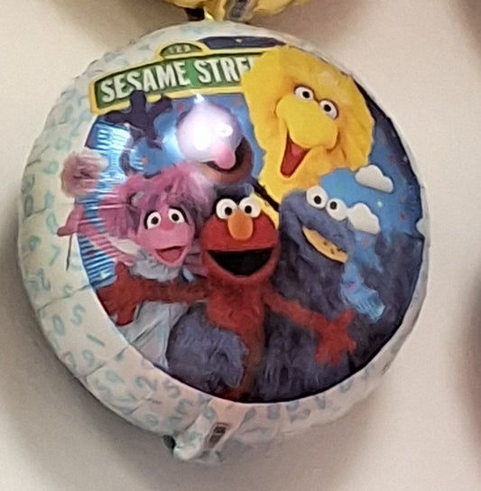 18in Seasame Street Mylar Balloon